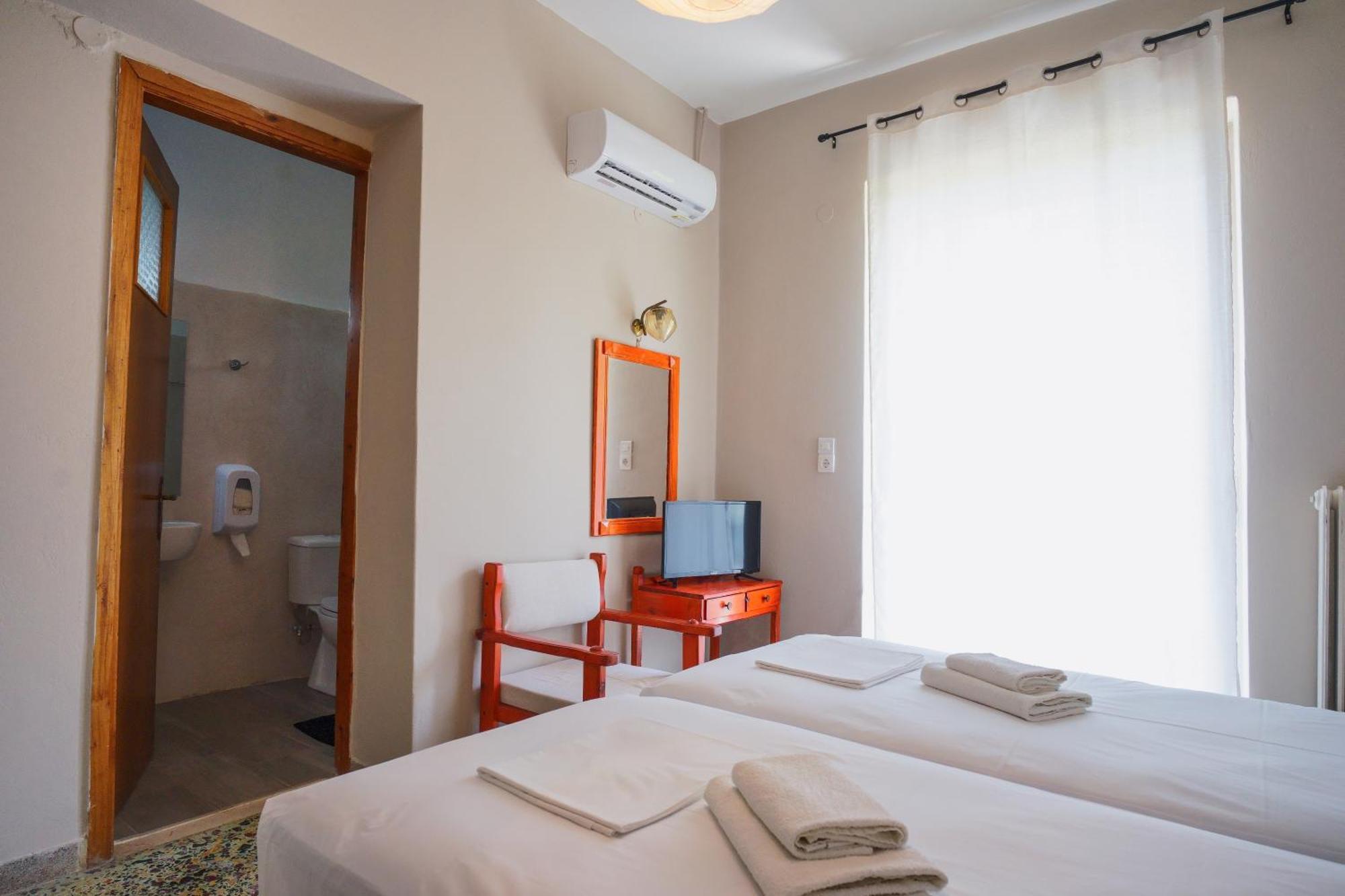Hotel Korfos - Ξενοδοχείο Κόρφος Renovated Exterior foto