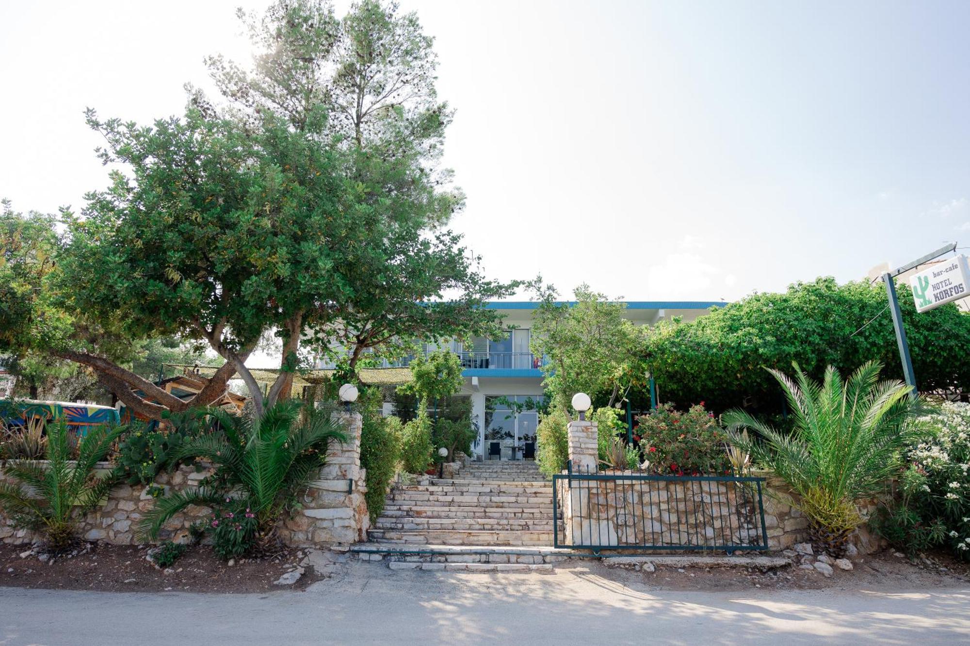 Hotel Korfos - Ξενοδοχείο Κόρφος Renovated Exterior foto